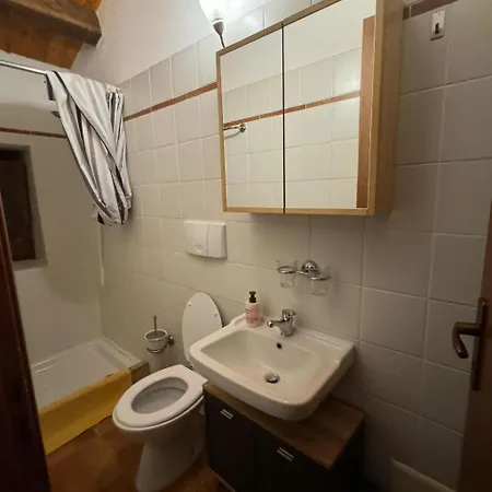 아파트 Landgut Mit Blick Auf Wasser By Interhome *