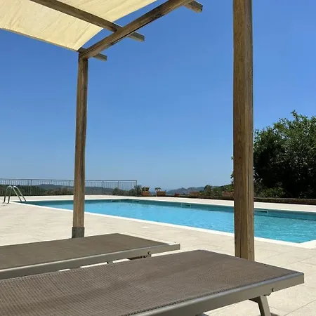 Landgut Mit Blick Auf Wasser By Interhome
